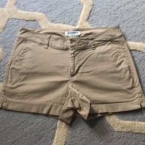 Old Navy khaki short